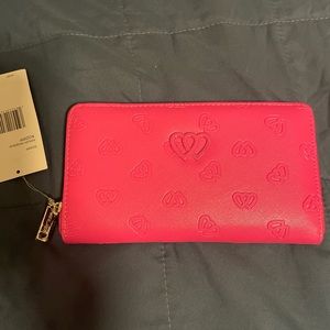 Betsey Johnson hearts wallet